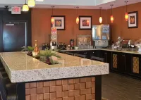 Comfort Suites Buda - Austin South - 朝食