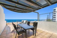 Meridian Alex Beach Apartments