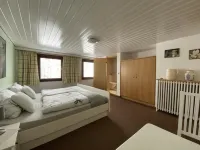 Nagelfluhhaus Hirsch - Beach