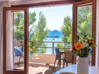 Apartment in Port de Pollensa by the Beach