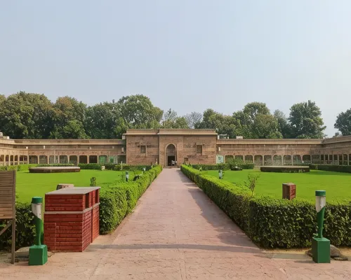 Sumedha Galaxy Inn Sarnath Hotels near Chaukhandi Stupa