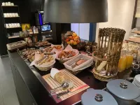 Kyriad Blois Nord - breakfast