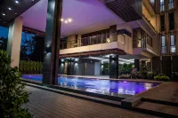 Escape 2 - สระว่ายน้ำส่วนตัว