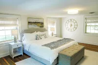 Muletown Manor • Tennessee Charm • Sleeps 10 • Fish Pond • Horse • Sunset Views