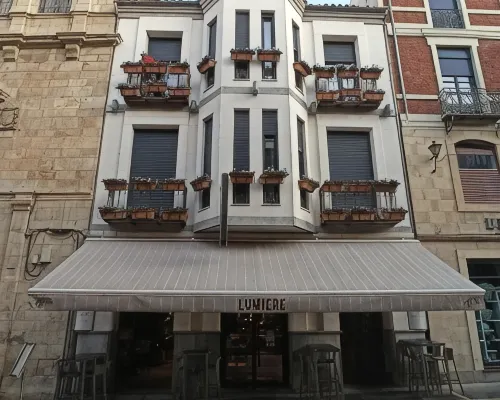 Arva Spa París Hotels in Leon