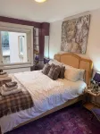 LOCATION! LOCATION! LOCATION! Free Residents Parking!License/planning granted!! Hotels in Royal Mile