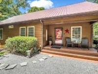 Lake Lure Mountain Cabin with Screened Porch & Hot Tub - 4-Star