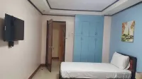 M2R Apartelle - Guest houses