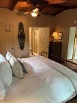 Spacious 3 Bedroom House with Guest House, Large Outdoor Space & Private Dock