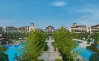 Hilton Wuhan Optics Valley - Rooftop Pools