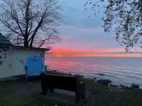 Cozy Charming house in Oswego NY, with WiFi and AC
