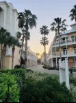 Carillon Beach Resort~ 5 min from 30A~Lakeside~Walk to Beach~Pools~Hot tubs - Wifi