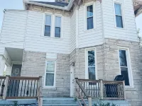 Downtown EVV 2BR- 1.5BA Apt-  Chandler A Hotels in Evansville