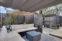 West University art-partment 1 bedroom bungalow! - Apartments