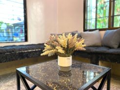 Modern Interior | 5 min from Airport | Karaoke
