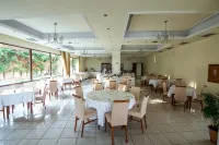 Nefeli Hotel - breakfast