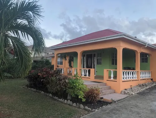 Large family villa with ocean view and gardens