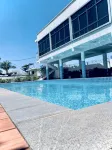 Canwin Hotel - Pools