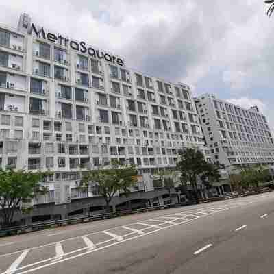 MetraSquare Residence by Jeffery Lam Home Management Hotel Exterior