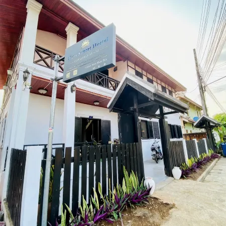 Meet Sunset Hostel Luang Prabang Отели рядом с достопримечательностью «Ват Ахам»