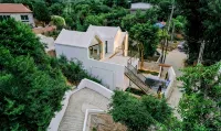 Floral Hotel·Great Wall Utopia Homestay - Private Pools