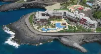 Adrián Hoteles Roca Nivaria - 5-Star