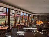 Hot Spring Valley Hotel