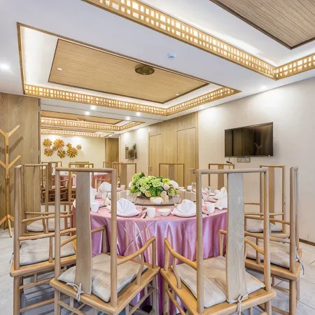 Yinghu Hotel