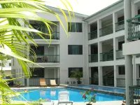 Hexagon International Hotel - Pools