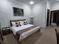Hotel Zarafshon Grand Invest - 2-Sterne