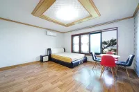 Ulsan Healing Dokchae Pension - en bord de mer