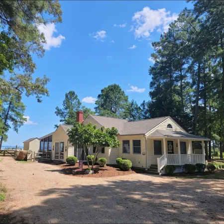Sea Glass Beach House!  Large sand beach, dock and hot tub! Pets welcome!