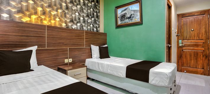 Townhouse Oak near Stasiun Purwosari formerly Graha Gentan Solo Hotels in Sukoharjo Regency