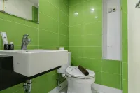 Cozy Living Studio at The Square Surabaya Apartment By Travelio