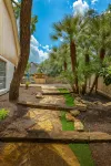Cozy Luxury  Pool + Home Theater + Backyard Oasis - สระว่ายน้ำส่วนตัว