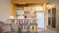 Riverfront Hot Tub, 6 Min Drive to Winter Park Resort Walking Distance Downtown.
