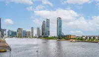 Melbourne Private Apartments - Collins Wharf Waterfront, Docklands
