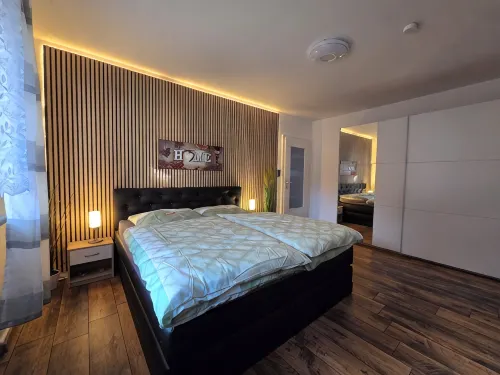Exclusive and bright apartment in the centre 4 with box-spring beds, wifi