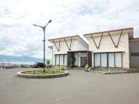 Villa Sutan Raja Palu فنادق في بالو