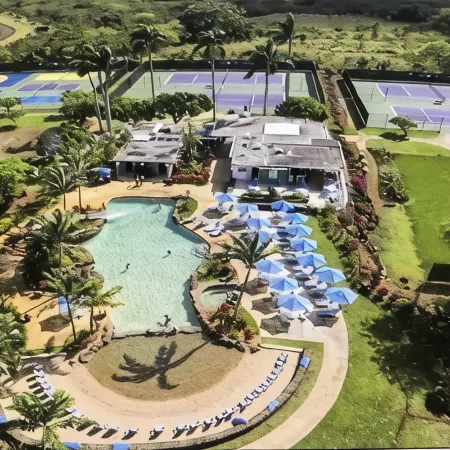 2/2 BEACH FRONT RESORT w/AC, Poipu Beach, Kiahuna Gardenview -End Unit, Pool/Gym