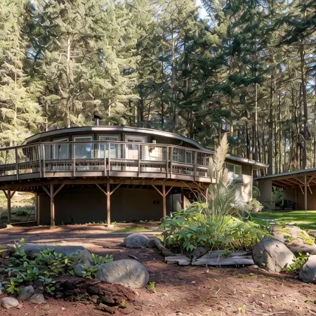 TreeTops Forest Retreat