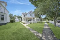 Brand new 2 bedroom, Greenport Village, walk to town Marina Views!! - 3-Star