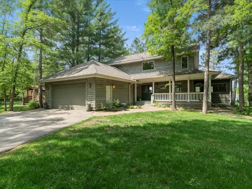 Crosslake House on Whitefish Chain w/3 King Beds, Dock, LilyPad, Sup