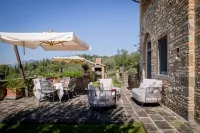 Wonderful villa at the foot of Cortona with private pool and unforgettable views