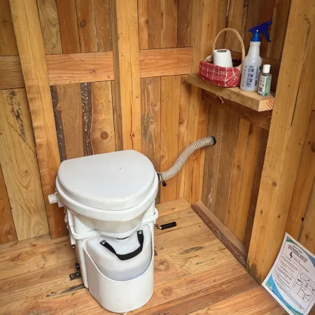 Tranquil cabin with WiFi in Brush Prairie