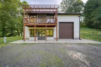 Cozy & intimate cottage w/Luxurious Hot Tub at Blue Ridge Mountains countryside