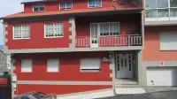 Bueu: apartment/ flat - 3 rooms - 2/4 personsHouse with garden - Wi-Fi