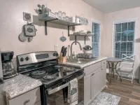 Nature's Cedar Creek Getaway - 3-Star