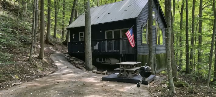 Tanzanite-- The "GEM" with a Hot Tub & WiFi!! Hotels in Powell County