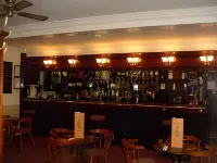 Beverley Inn & Hotel - Quầy bar